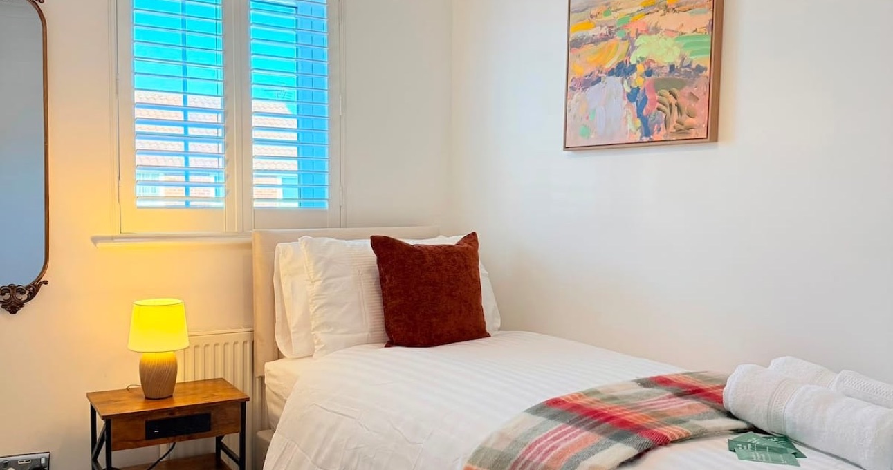 Luton property interior - photo 13